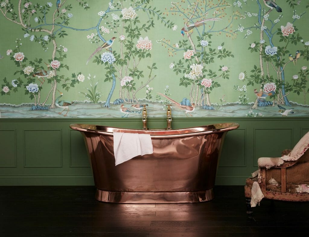 de Gournay, ‘Earlham’ in standard design colours on Emerald Green dyed silk, ???? Installer unknown